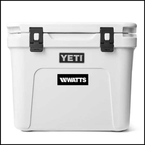 YETI Roadie 32 Wheeled Hard Cooler_WEB